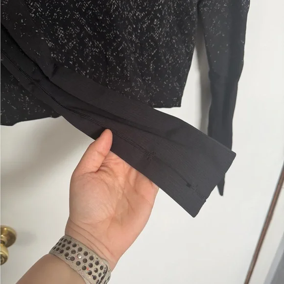 lululemon athletica Black and Gray Jacket - Picture 5 of 5